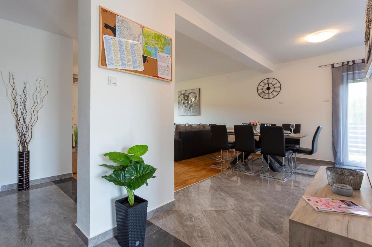 Apartmani Karoca 3 Pula Zewnętrze zdjęcie