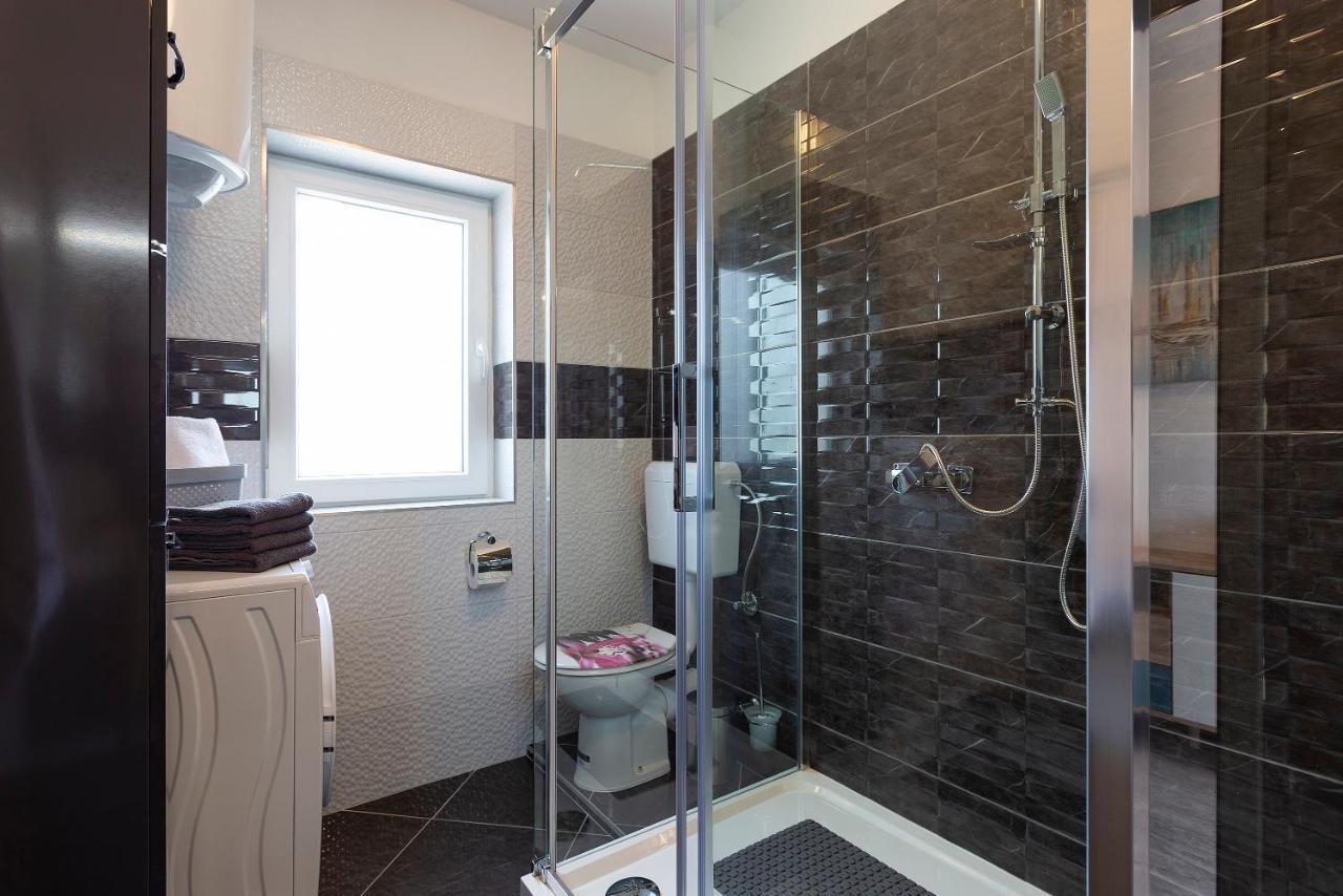 Apartmani Karoca 3 Pula Zewnętrze zdjęcie