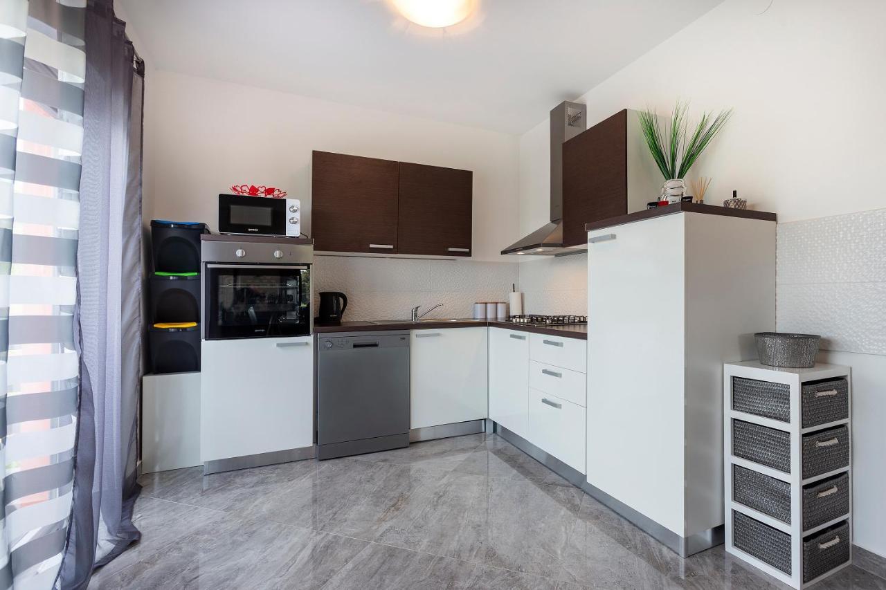 Apartmani Karoca 3 Pula Zewnętrze zdjęcie