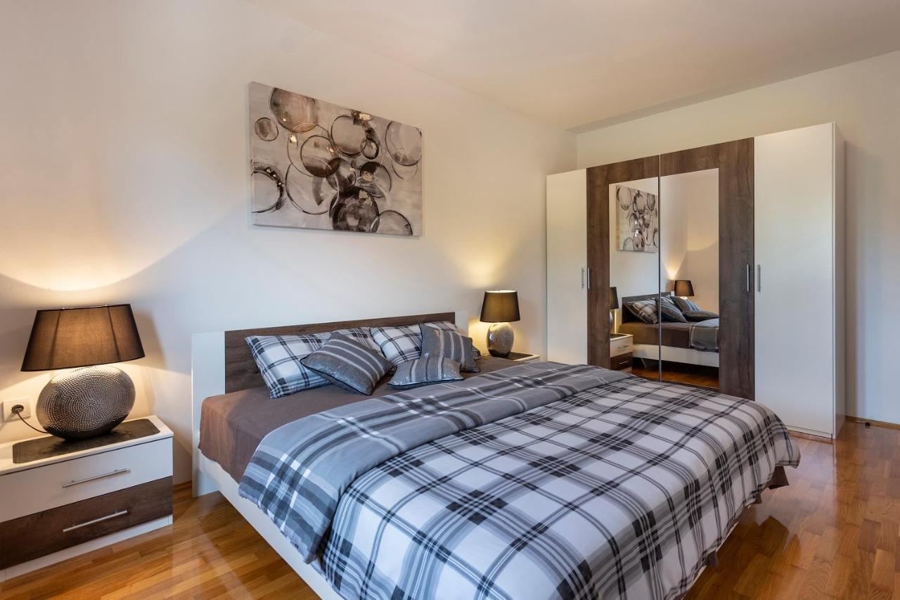 Apartmani Karoca 3 Pula Zewnętrze zdjęcie